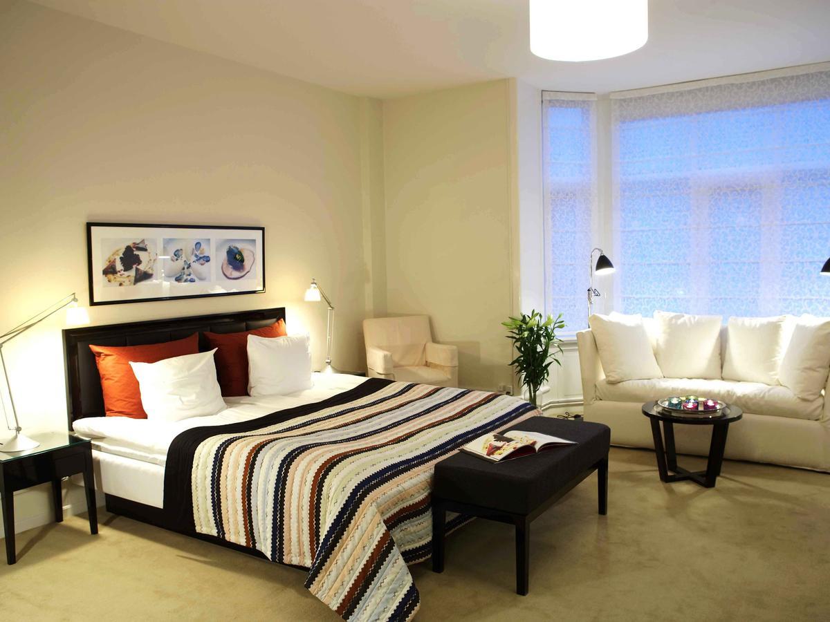 โอโย 74392 โฮเทล มหิศ เรซิเดนซี Hotel ไฮเดอราบัด ภายนอก รูปภาพ